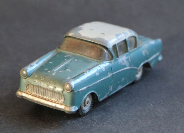 Gama Minimod Opel Rekord 1958 DieCast Model (1624)